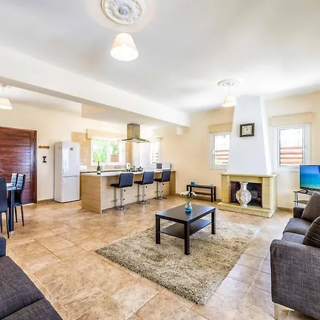Irina Cyprus Villa Paralimni